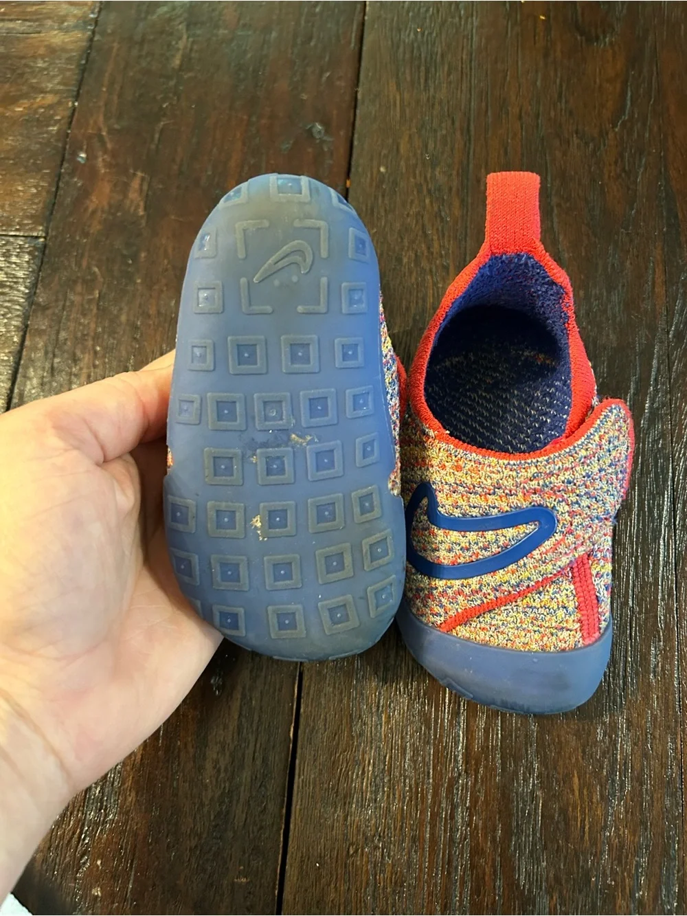 Nike Swoosh 1 Flyknit (Baby/Toddler) in the Sail/Game Royal/Siren Red - size 5